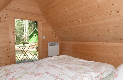 Pleinfeld Cabin | Trekking Troll - Waldcamping Brombach