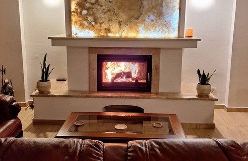 Arad House | Trend - Room 2 - Nice Room with pool and garden, just 10 min walk to downtown
