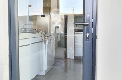 Cape Town House | Trendy spacious modern house within 2km away from Canal Walk Century Cty