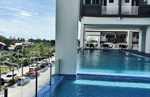 Mandurriao Condo | Trendy Studio With Bunk Bed