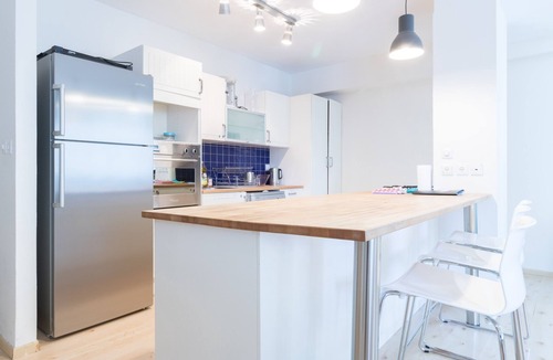 Emek Refaim Apartment | TRENDY TWO BEDROOM GERMAN COLONY