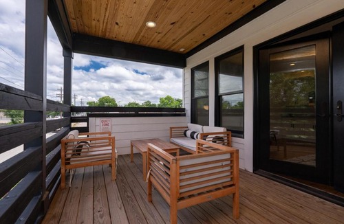 Chestnut Hill House | Trendy WeHo Home - Near DT Nashville