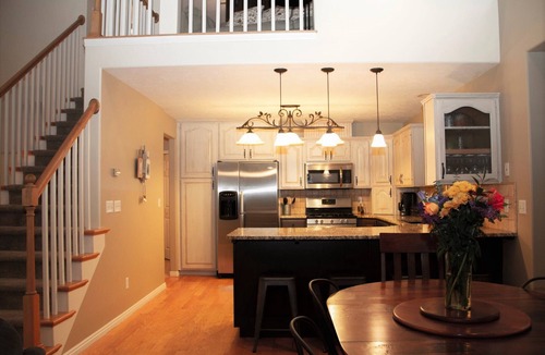 Wolf Creek House | Tri-Ski Chatou; centerered between 3 ski reaorts. 1/2 off for returning guests.