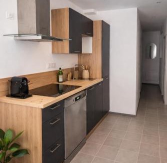 Bagnols-en-Foret Apartment | Trianon Location