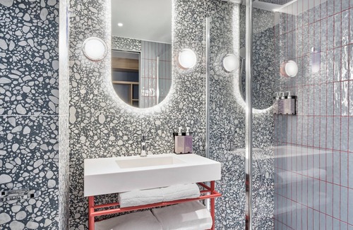 Pantin Hotel | TRIBE Paris Pantin
