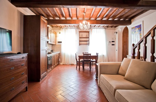 Figline e Incisa Valdarno Apartment | Trilo4 + 1Villa on the Florentine hills-Relais Close to Florence - Official page