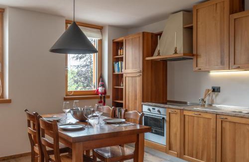 Fai della Paganella Apartment | Trilo Larice riflesso