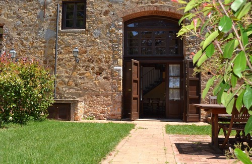 Casalappi Apartment | TRILOCALE DELUXE 2 BATHROOMS WITH PRIVATE GARDEN, POOL, TENNIS, NEAR THE SEA