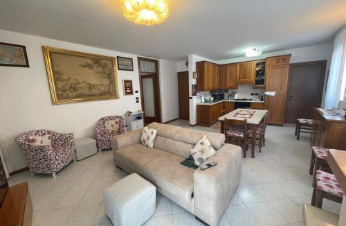 Old Town Apartment | Trilocale vista mare con 2 bagni nel centro storico - Agenzia Cocal