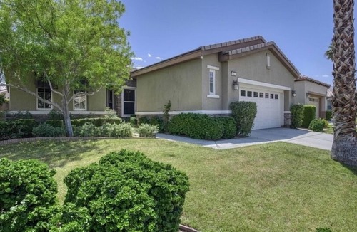 La Quinta House | Trilogy (55+)Spacious, Open and Private Home (30+days)