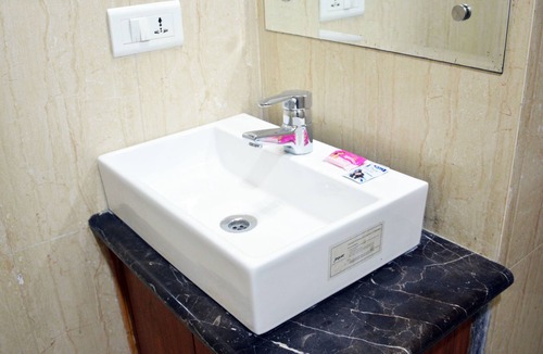 Udyog Vihar Hotel | Trinity Corporate Suites