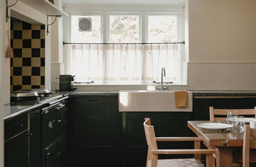 Stratton House | Trinity Farmhouse-Stunning House&Garden