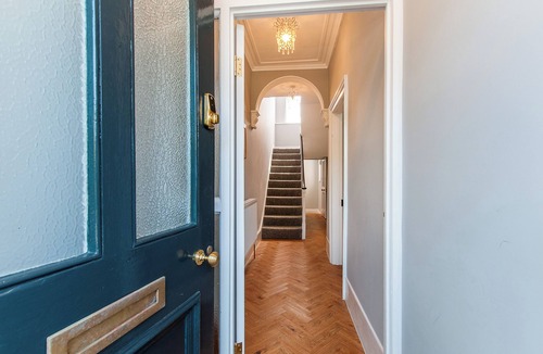 Margate House | Trinity Retreat - Just a few minutes walk to Margate Old Town and Beach