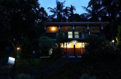 Manjoora House | Tripgraam chill wind