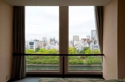Chuo Hotel | Triple over 23 square meters River view /Osaka Ōsaka