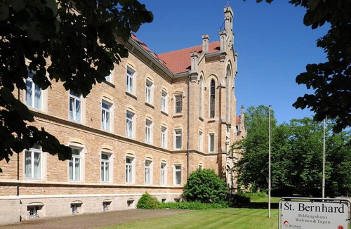Rastatt Apartment | Triple room with shared bathroom