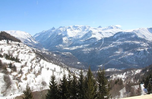 Auris Apartment | Triplex 2 Pièces Cabine, 400m des Pistes, Parking Gratuit, Casiers à Ski - Auris en Oisans