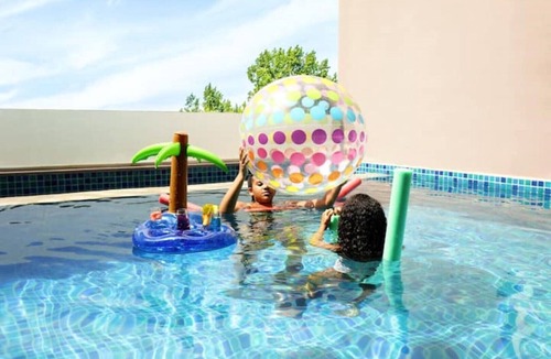 La Misere Villa | Triplex Villa & Private Pool - Cliffhanger Villas