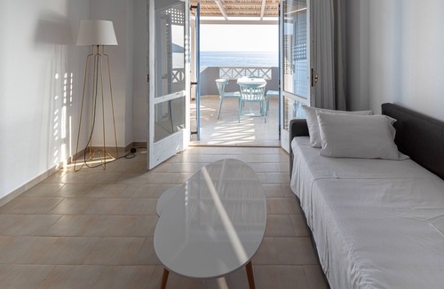 Tsoutsouros Hotel | Triton Authentic Cretan Hotel