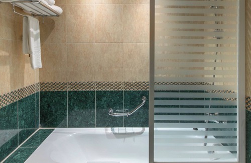 Heliopolis Hotel | Triumph Plaza Hotel