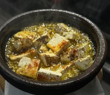 Shale Hotel | Trojet e Mija
