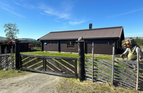Dovre House | Trollvang