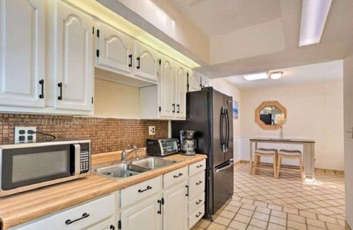 Boynton Beach House | Tropical 7BR Mini-Resort w/Pool - Near Beach