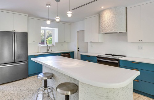 Seybold House | Tropical backyard w/pool: 10 min from Miami Beach!