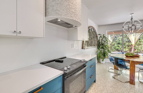 Seybold House | Tropical backyard w/pool: 10 min from Miami Beach!
