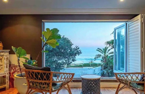 Selection Beach House | Tropical beachfront villa in Umdloti - Endless summers