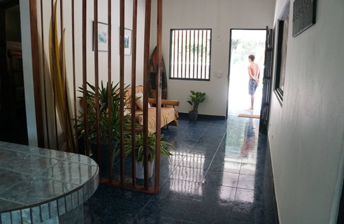 Playa Hermosa Hostel | Tropical Camas
