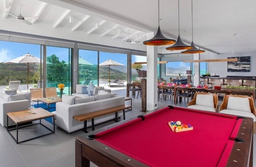 Choeng Thale Villa | Tropical Castle Villa 18 Bedroom En suite Sea View Phuket