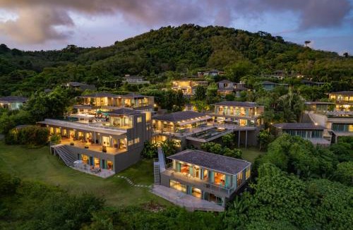Choeng Thale Villa | Tropical Castle Villa
