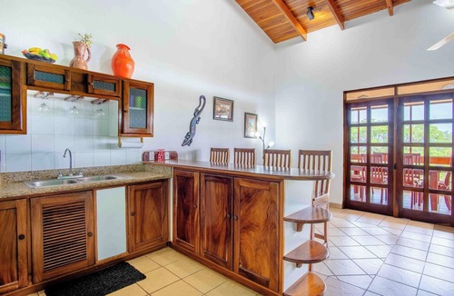 Coco Condo | Tropical Condo with Spectacular Ocean Views, Panoramic Dining Terrace & Quick Walk to Beach
