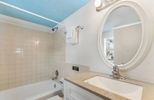 Little Torch Key Hotel | Tropical Escape | Pool, Breakfast, Lawn Games, Boat Slip, Water Activities!