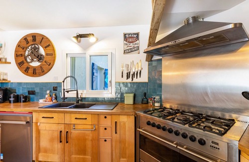 Le Fleix House | Tropical Escape in Dordogne