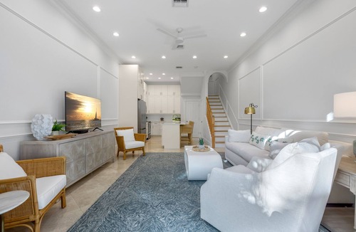 Truman Annex House | TROPICAL FRONT ~ Remodeled 2 BR, 2.5 Ba w/Parking in Perfect Location!
