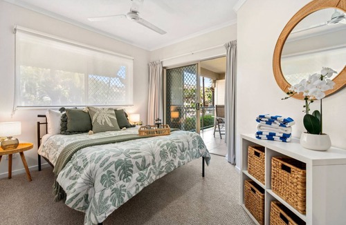 Westcourt Apartment | Tropical Garden Retreat with 9 Pools