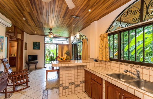 El Cerro Apartment | Tropical Hideaway With Private Jungle Terrace - One Bedroom Apartment