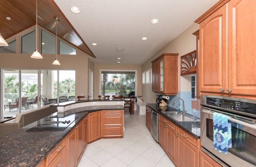 Palm Coast House | Tropical Hideaway in Cinnamon Beach With Private Jacuzzi!