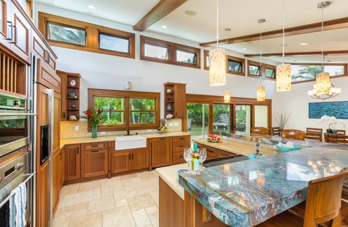 Eastern Honolulu House | Tropical Home w/Pool, Yard, Outdoor Lanai for Entertaining & A/C. Hale Niuiki
