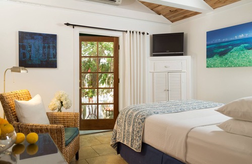 Downtown Bed & Breakfast | Tropical Inn