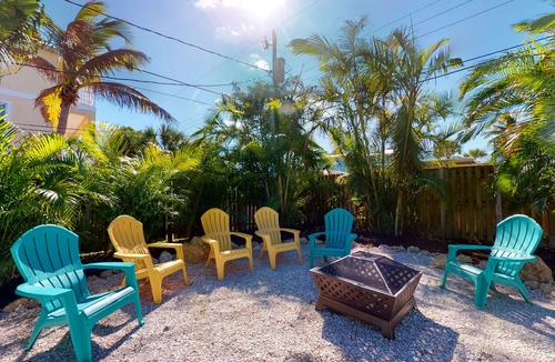 Englewood House | Tropical Oasis - Englewood Beach, FL.