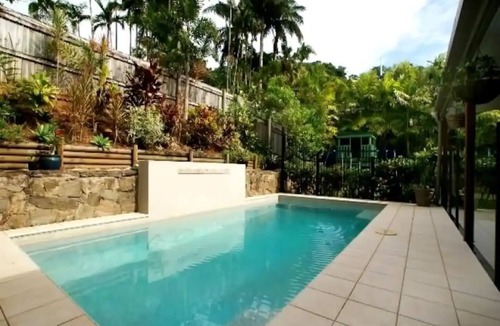 Freshwater House | Tropical Oasis - Entire home in Freshwater, Australia