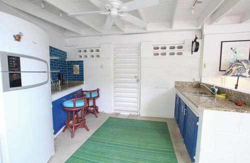Sunset Crest House | Tropical Oasis with Pool close to beach - Beachcomber