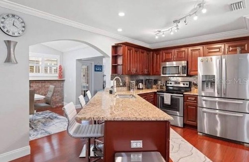 Largo House | Tropical Oasis with Private Pool & Modern Comforts – Minutes to Beach!