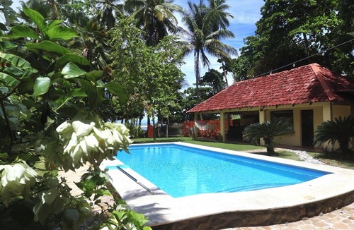 Esterillos House | Tropical Oceanfront Half Acre 2 Houses & 2 Pools