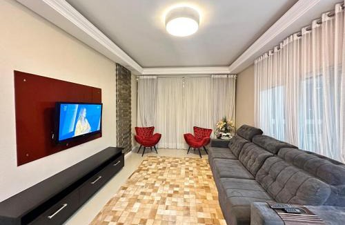 Castelo Branco Apartment | Tropical Palace