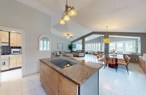 Toa Alta House | Tropical Paradise Main House