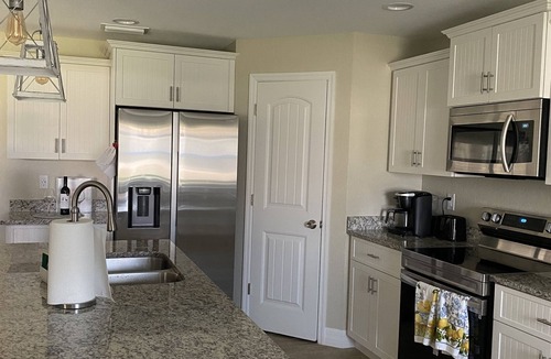 Rotonda Heights House | Tropical Paradise Close to Five Beautiful Beaches - Winter Getaway